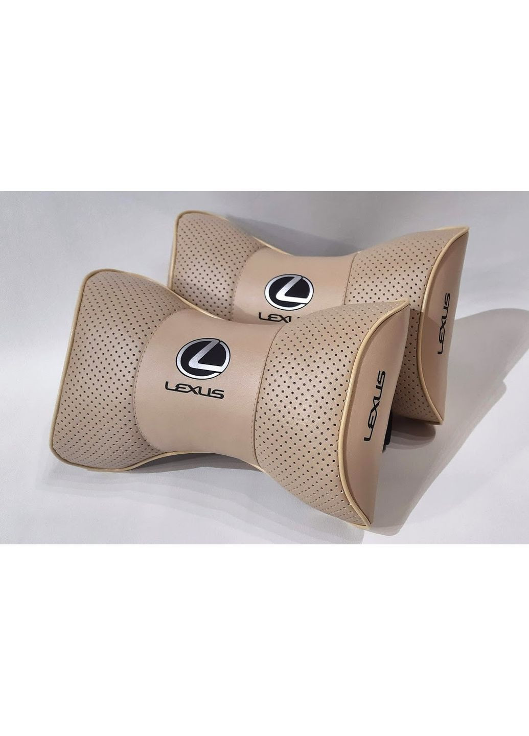 Комплект аксесуарів салону Автомобільна подушка Lexus (351902351)