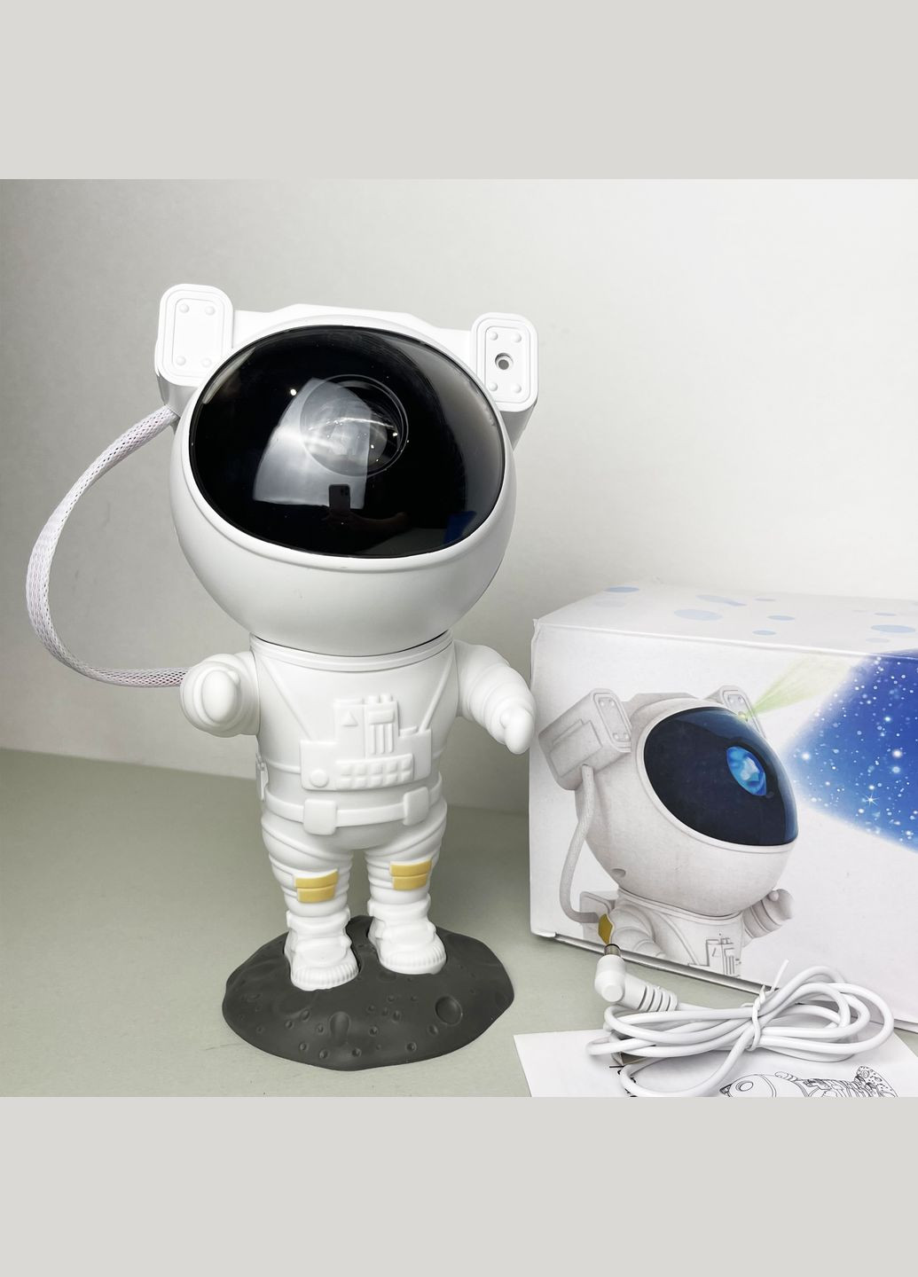 Светильник-проектор Астронавт Starry Sky RGB + пульт No Brand (328387557)