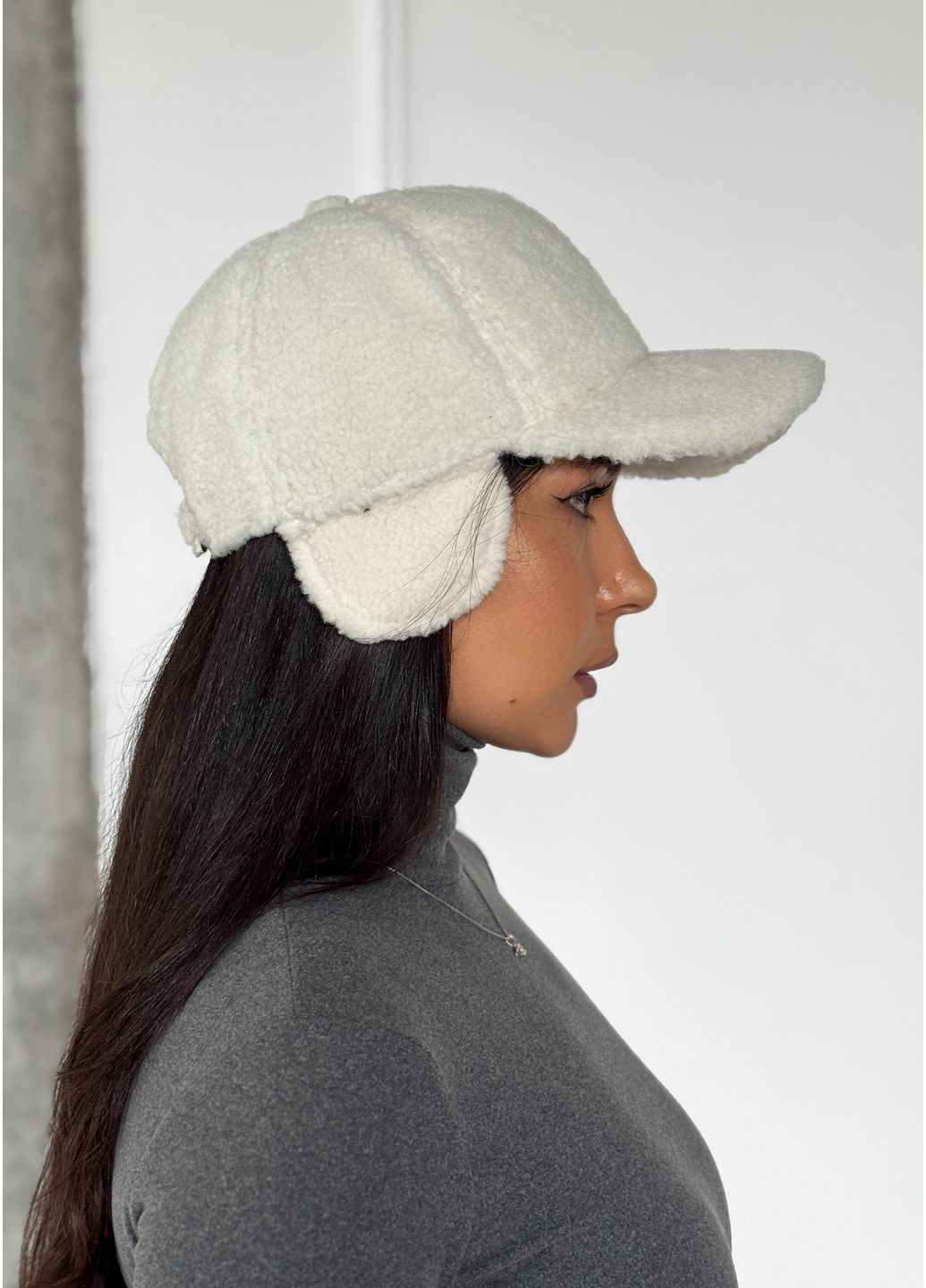 Теплая женская кепка с ушками InFashion Кепка (366820541)