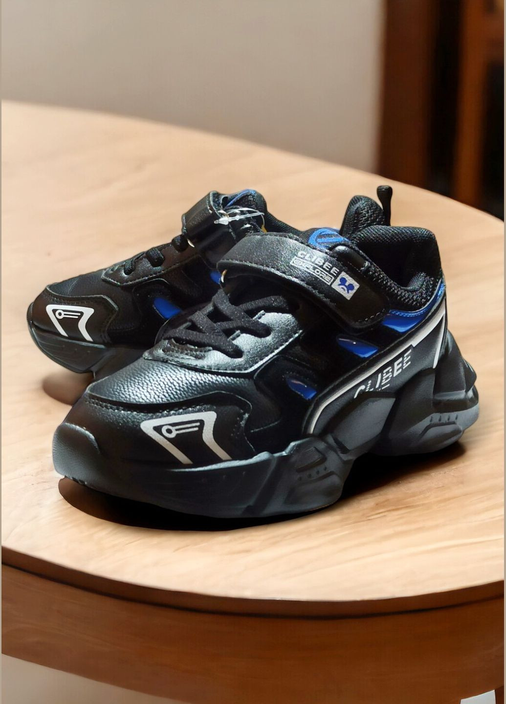 Чорні Осінні кросівки для хлопчика е-80 чорні з синім Clibee