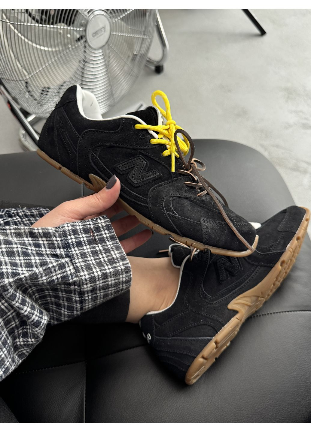 Чорні Осінні кросівки чоловічі new balance x miu miu 530 black нью беланс міу міу 530 No Brand