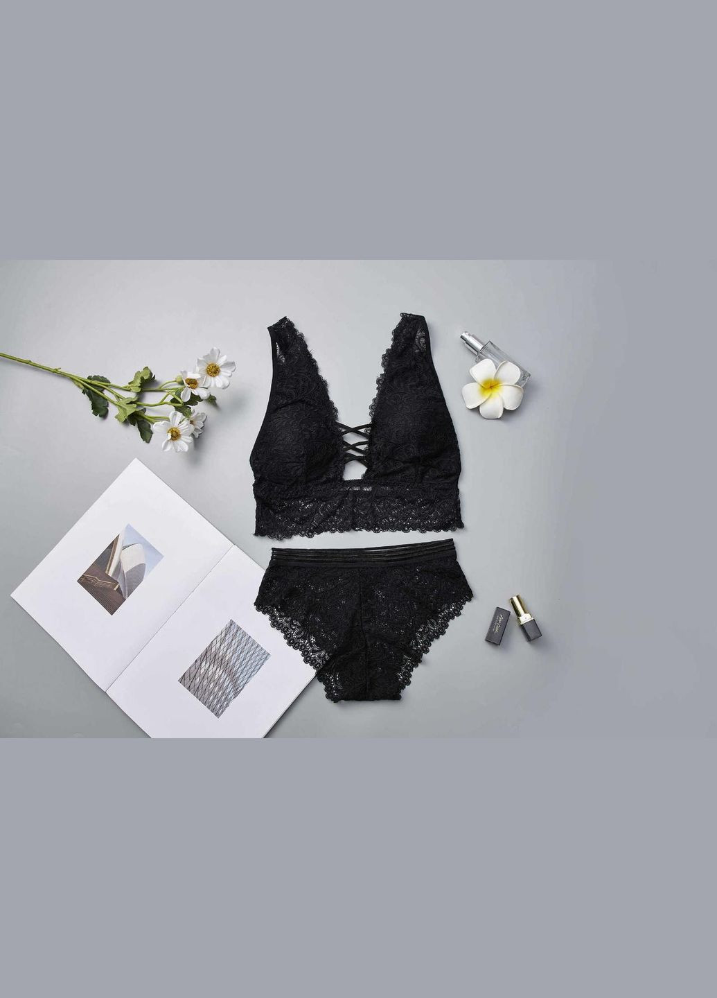 Чорний демісезонний комплект нижньої білизни бюстгальтер топ і трусики new style one size s/м бордовий (2-223) No Brand