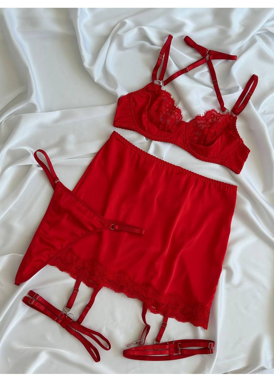 Красный демисезонный нежный комплектик с кружевом Vakko