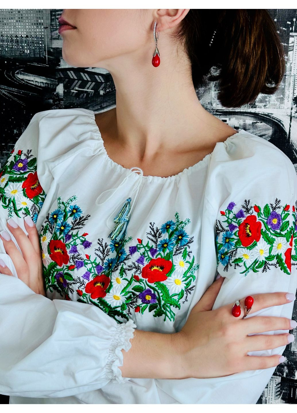 Срібний комплект прикрас 925 проби з коралом і блискучим кубічним цирконієм — для жінок, які обирають яскравість у деталях ✨ Family Jewelry House (356567810)