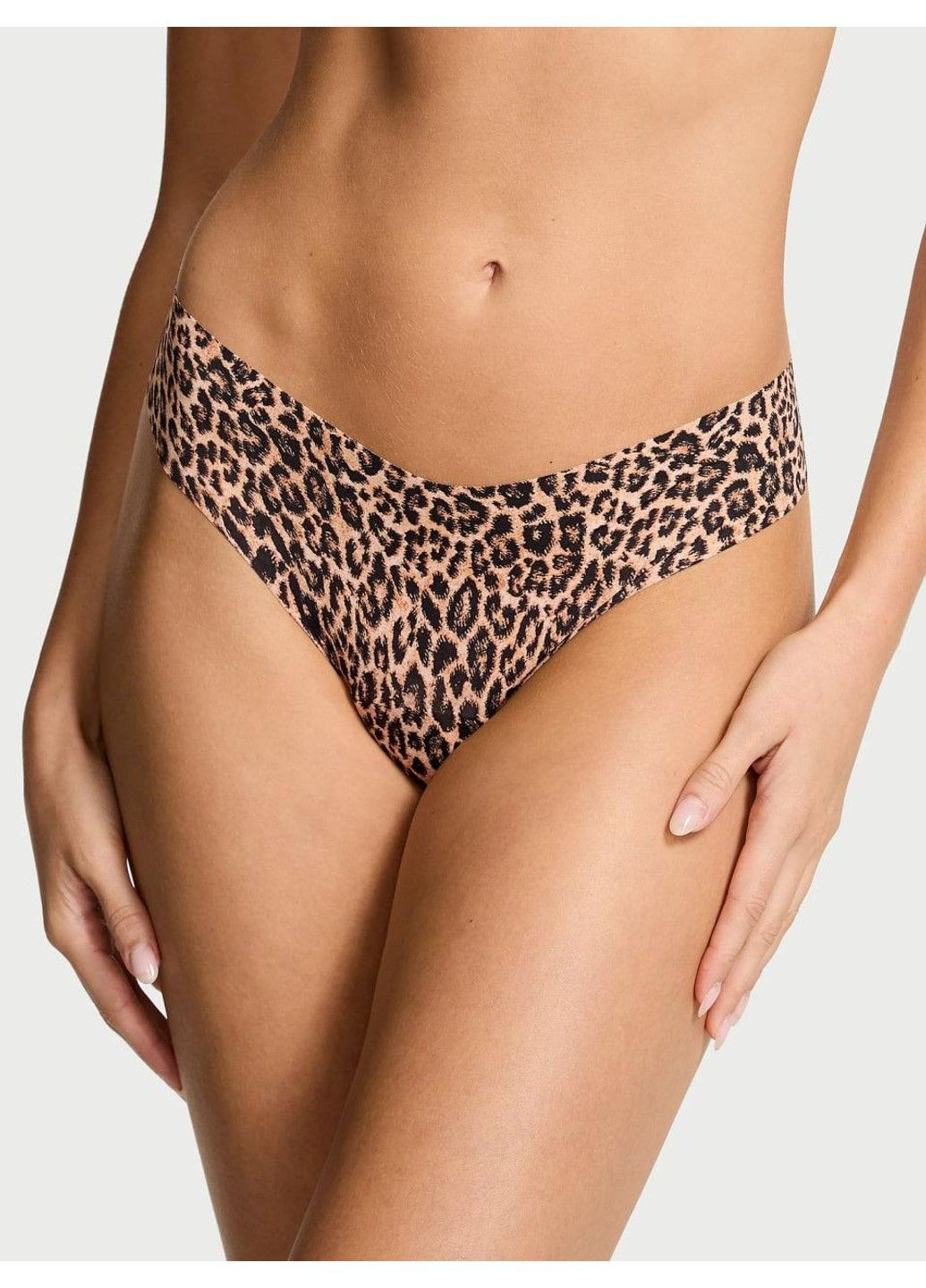 Трусики-стринги женские бесшовные No-Show Thong Panty коричневые Victoria's Secret (361010423)