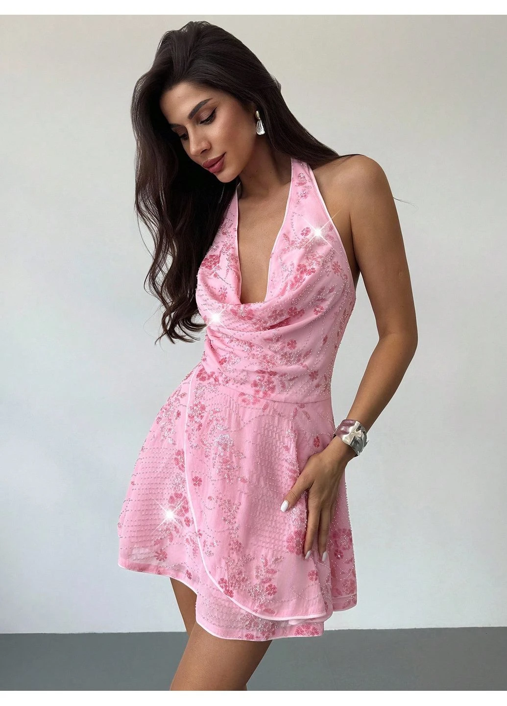 Розовое платье SHEIN однотонное
