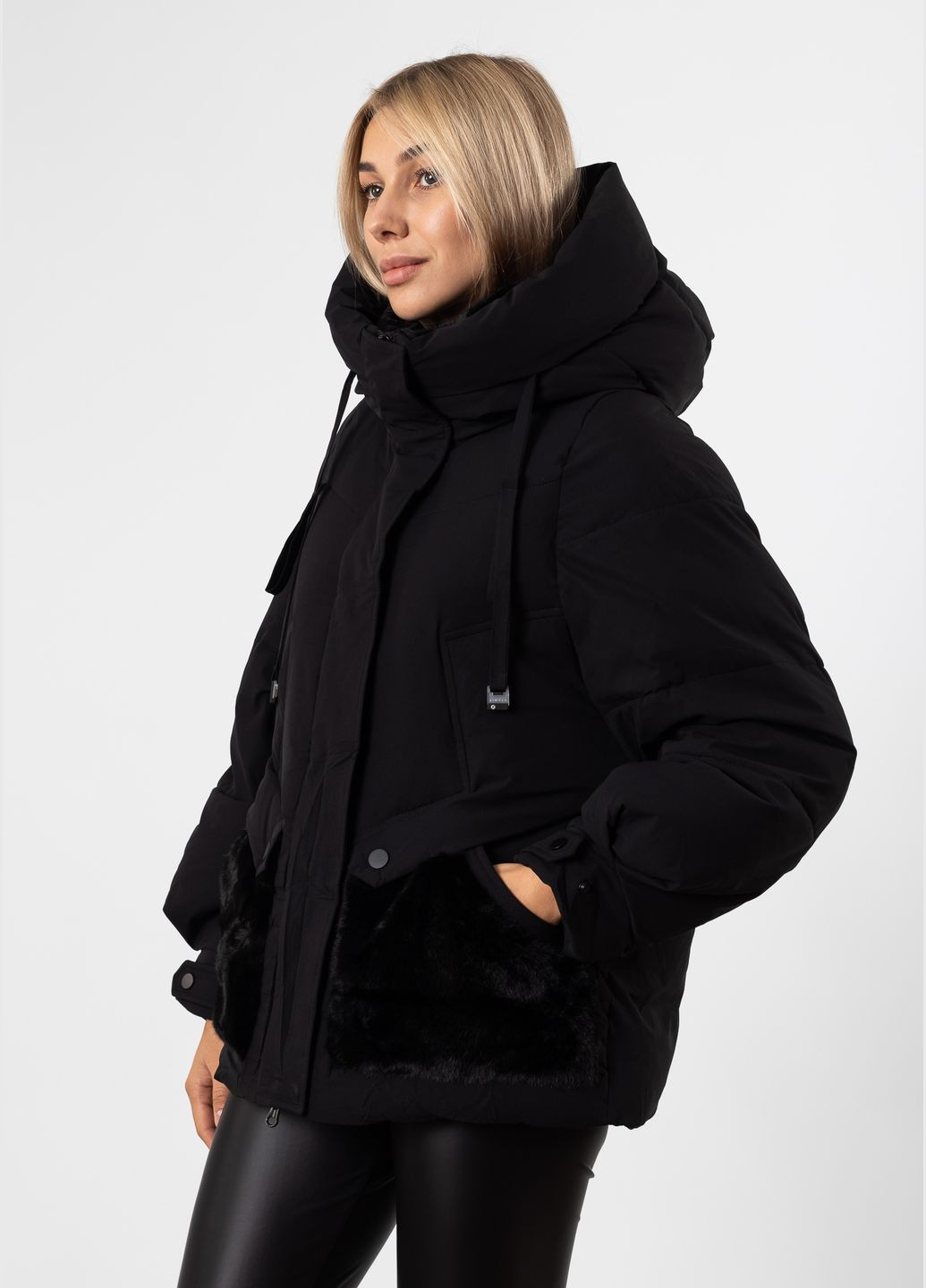 Черный зимний Пуховик Towmy