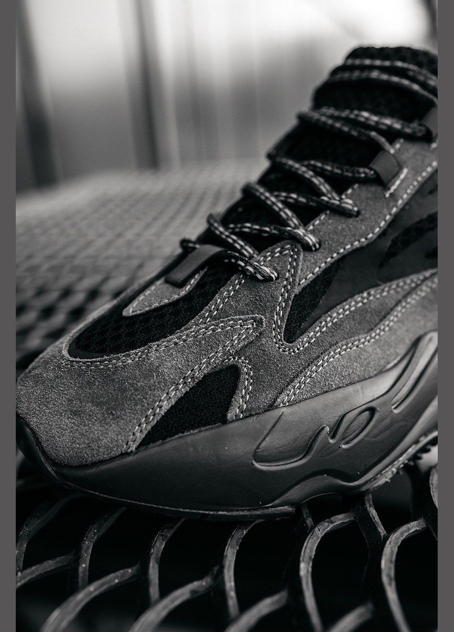 Черные демисезонные кроссовки мужские, вьетнам adidas Yeezy Boost 700 v2 Black