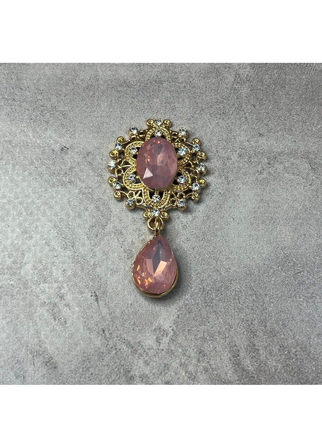 Декор Капелька, размер 25*45 мм, цвет камня -розовый (матовый)-основа золото, арт 012346, 1 шт No Brand (316049354)