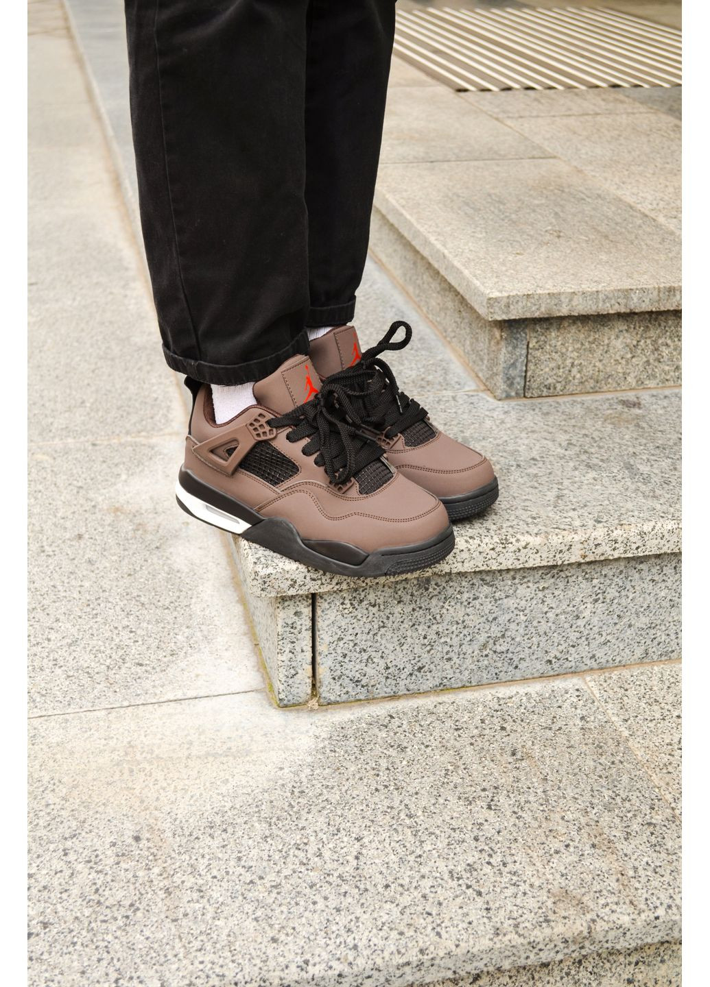 Цветные демисезонные кроссовки мужские nike jordan 4 brown paris найк аир джордан No Brand