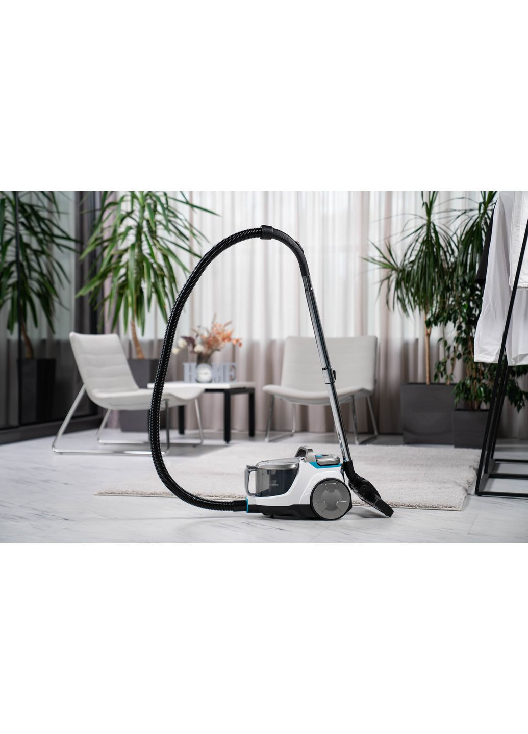 Пылесос контейнерный, 700Вт, конт пыль -2.5л, НЕРА, бело-серебристый Ardesto (362668733)