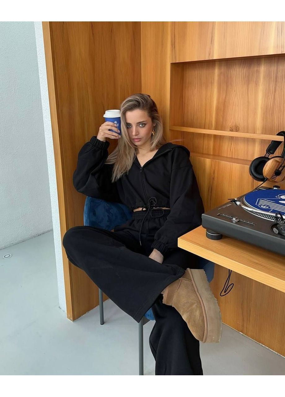 Костюм оверсайз з укороченим худі та штанами вільного крою More_bboutique Спортивний костюм (368636279)