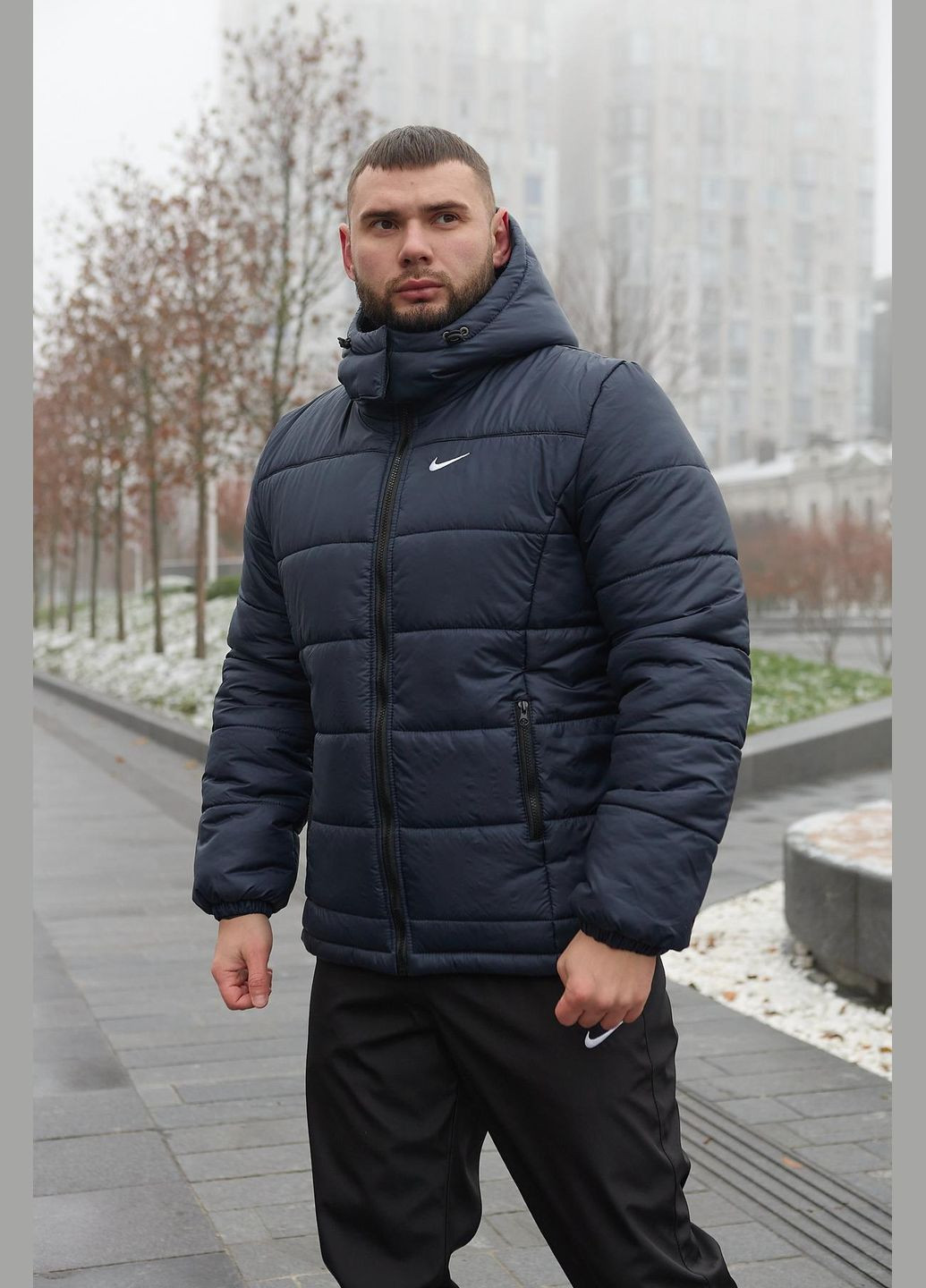 Темно-синя куртка зимова чоловіча з лого nike Vakko