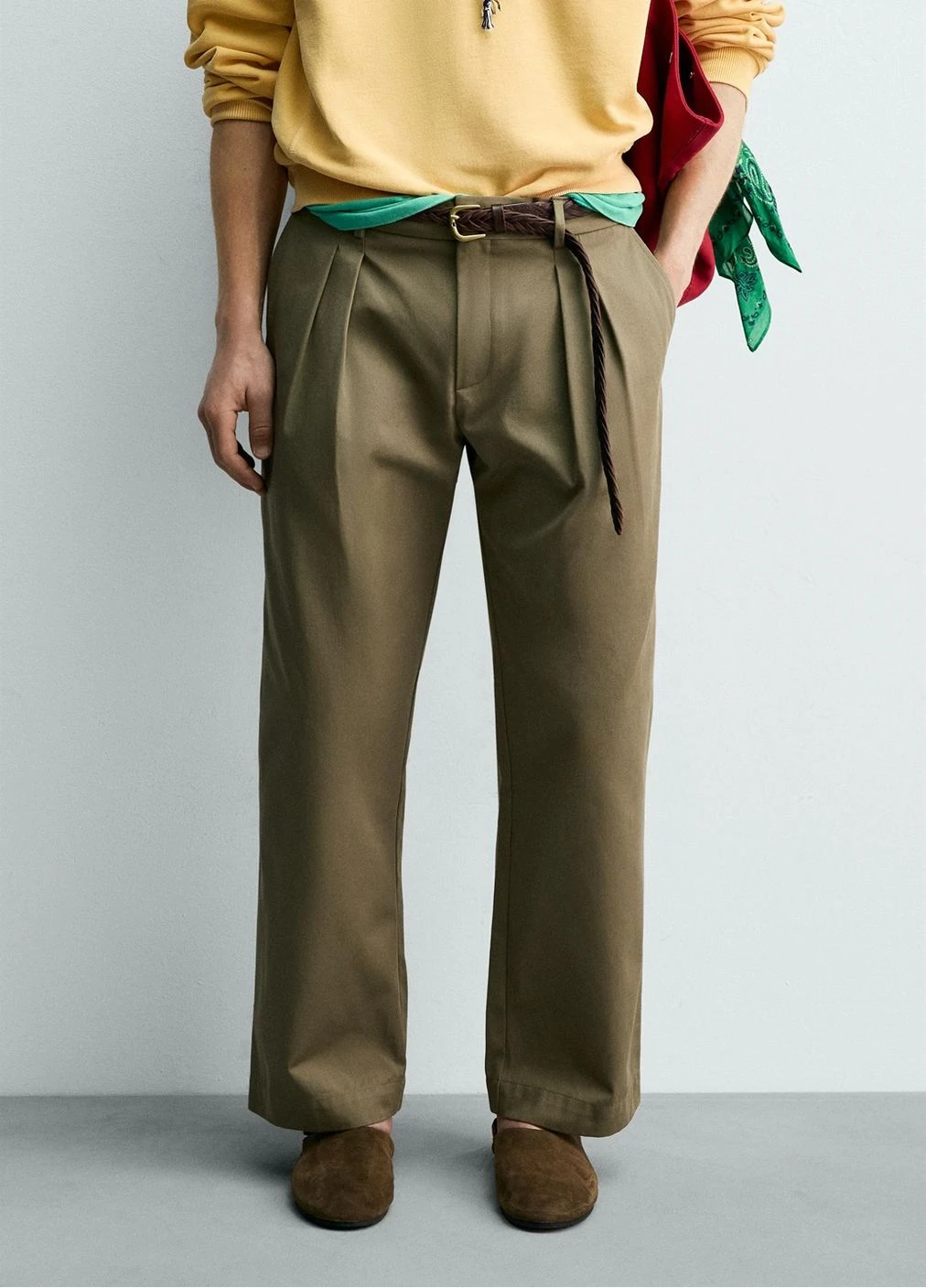 Хаки повседневный летние брюки Zara