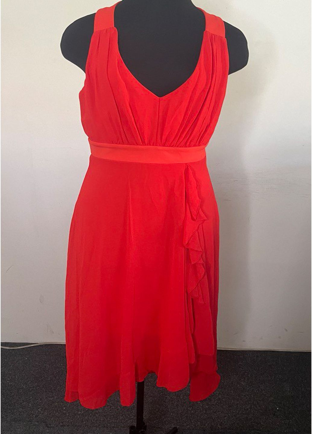 Червона святковий, коктейльна сукня dixdi-3 Rinascimento однотонна