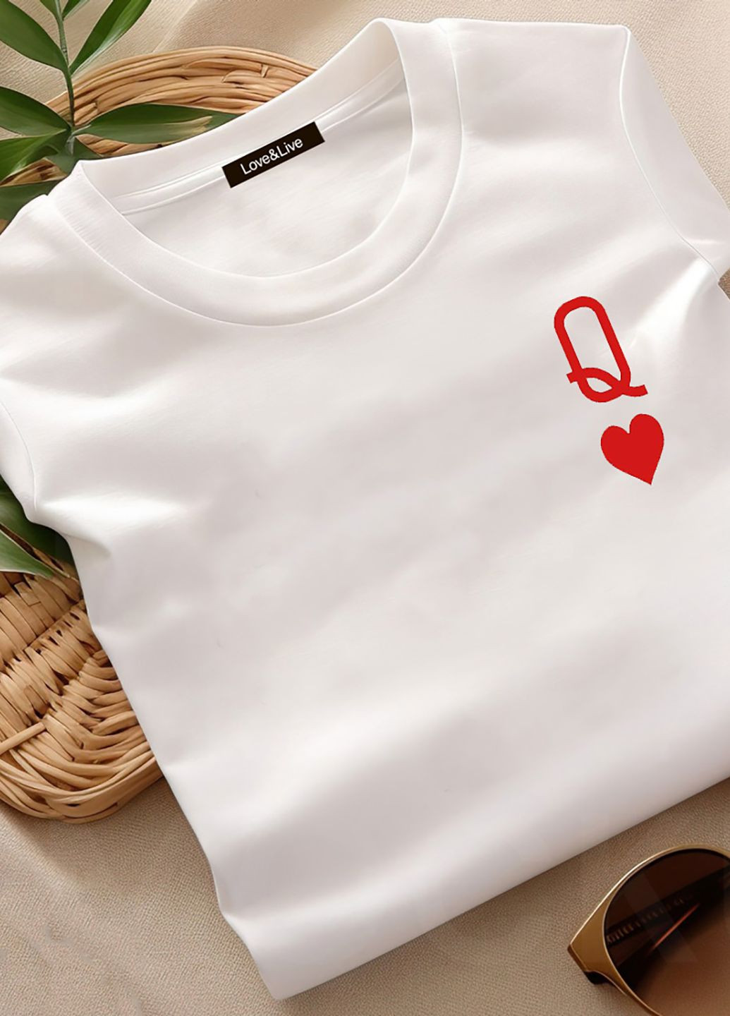Біла демісезон футболка жіноча біла heartbreaker Love&Live