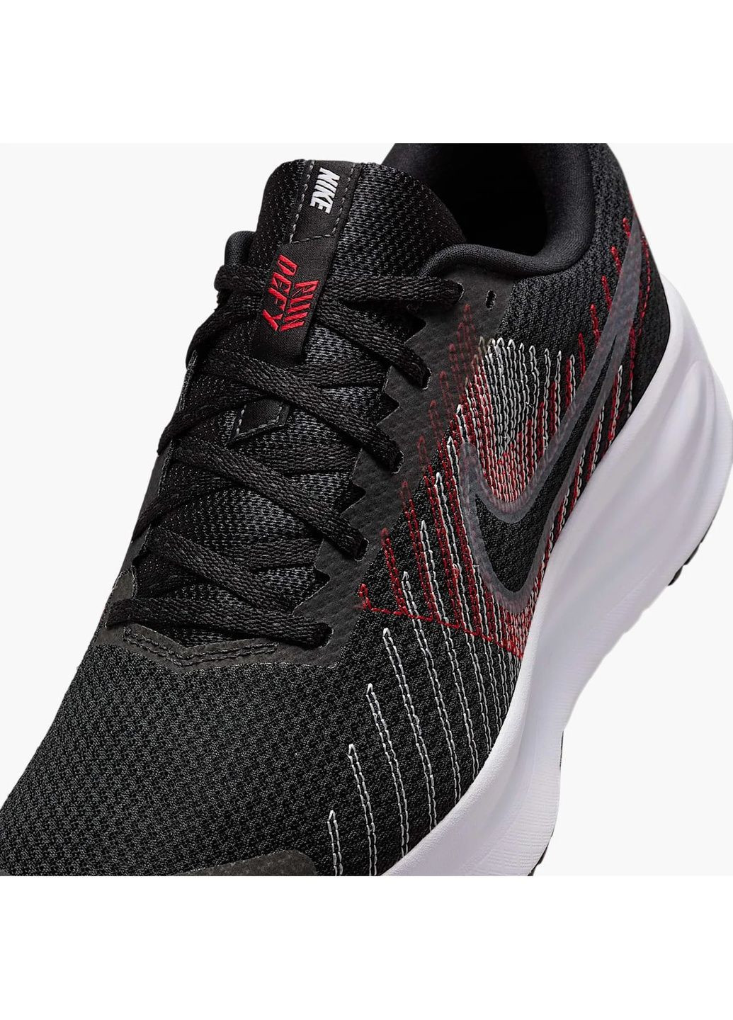 Чорні кросівки чоловічі run defy black Nike