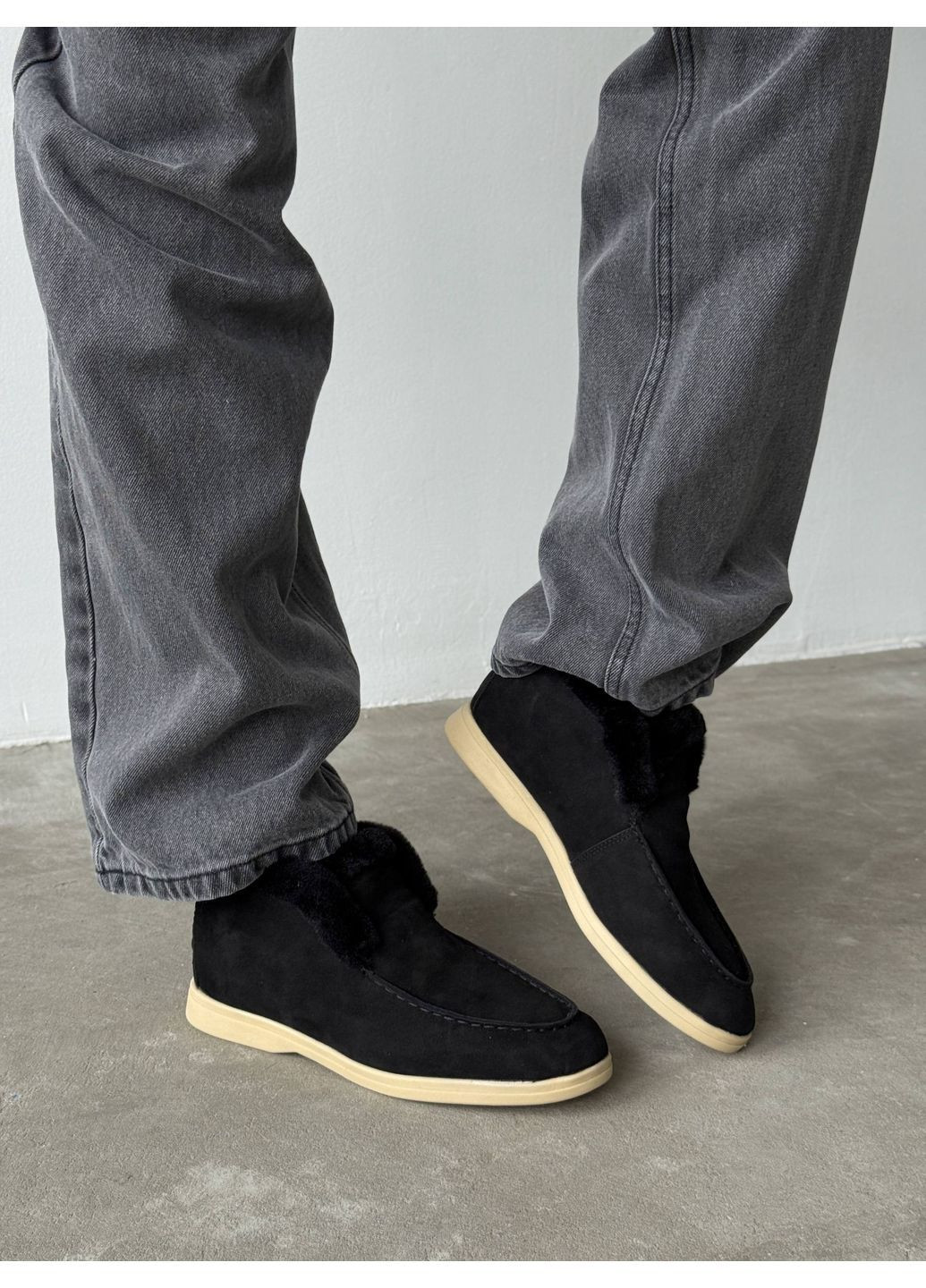 женские зимние лоферы из натуральной замши с мехом, черные, на низком ходу No Brand