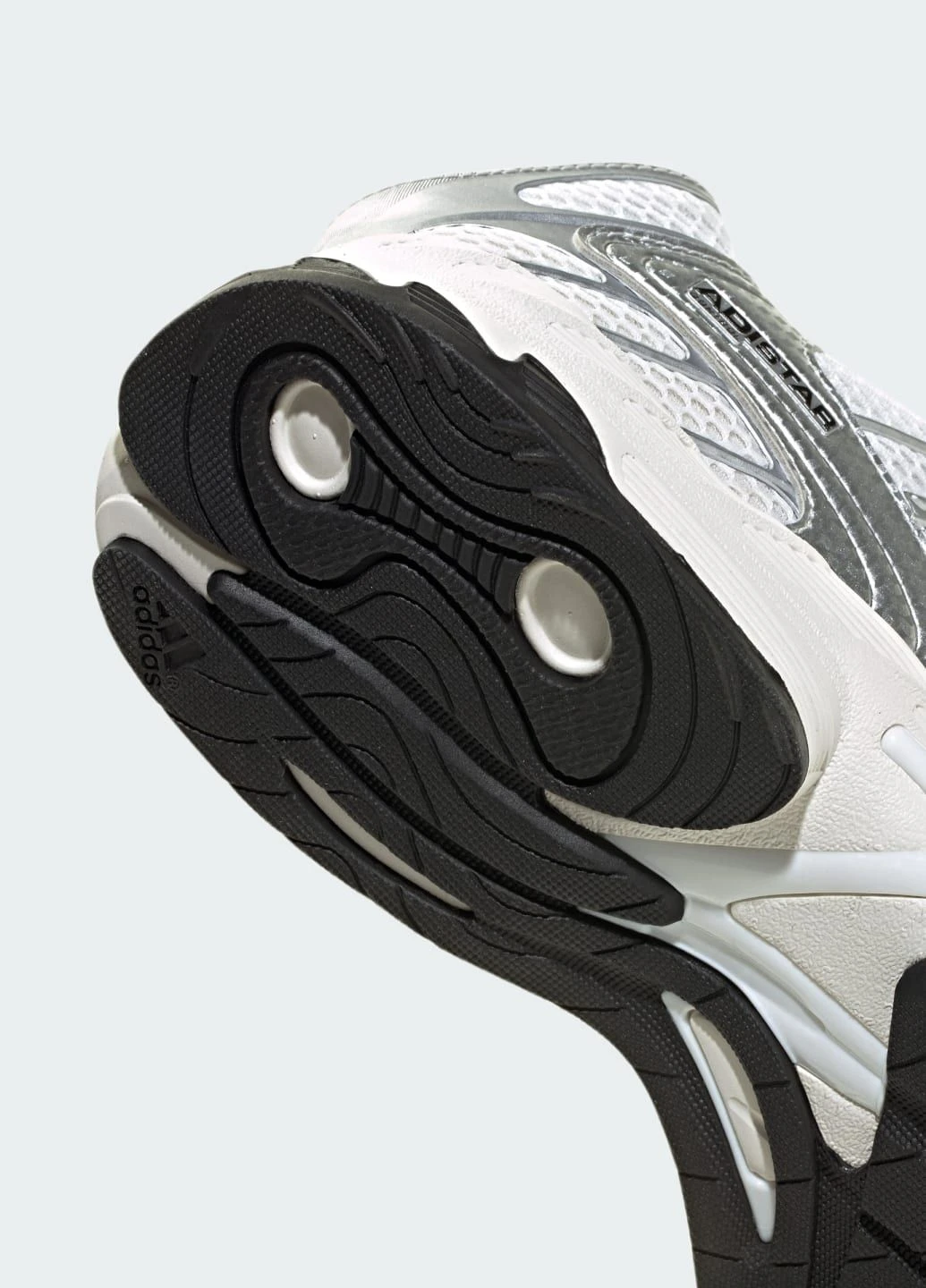 Белые летние кроссовки adistar control 3 adidas