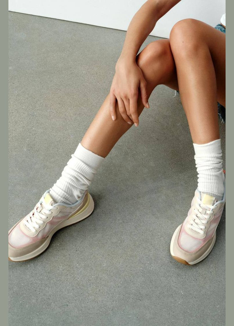 Кроссовки Zara бежевые (302497833)