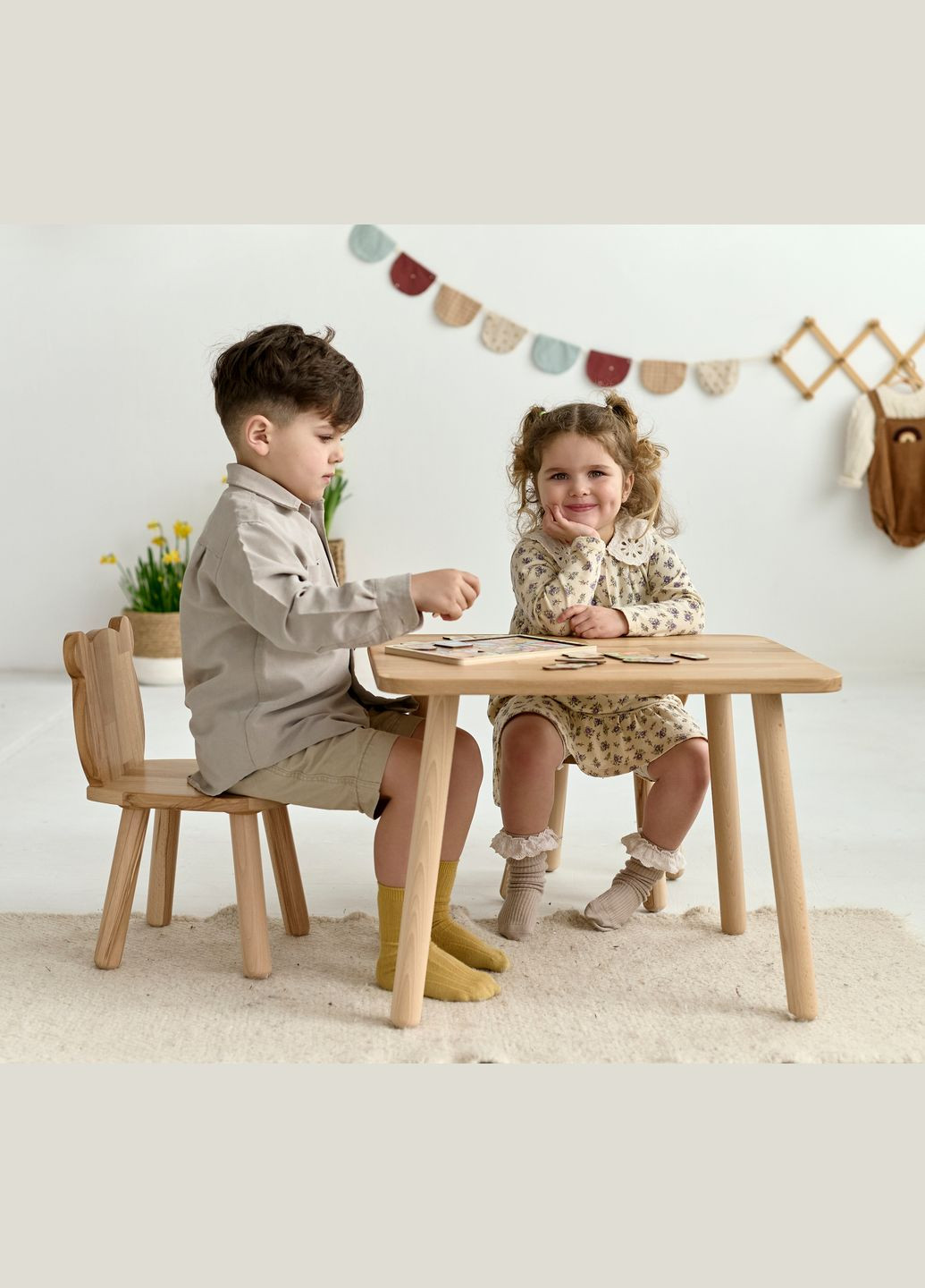 Дитячий столик і 2 стільчика Bear для дітей 4-7 років Натуральний Tatoy (292312767)