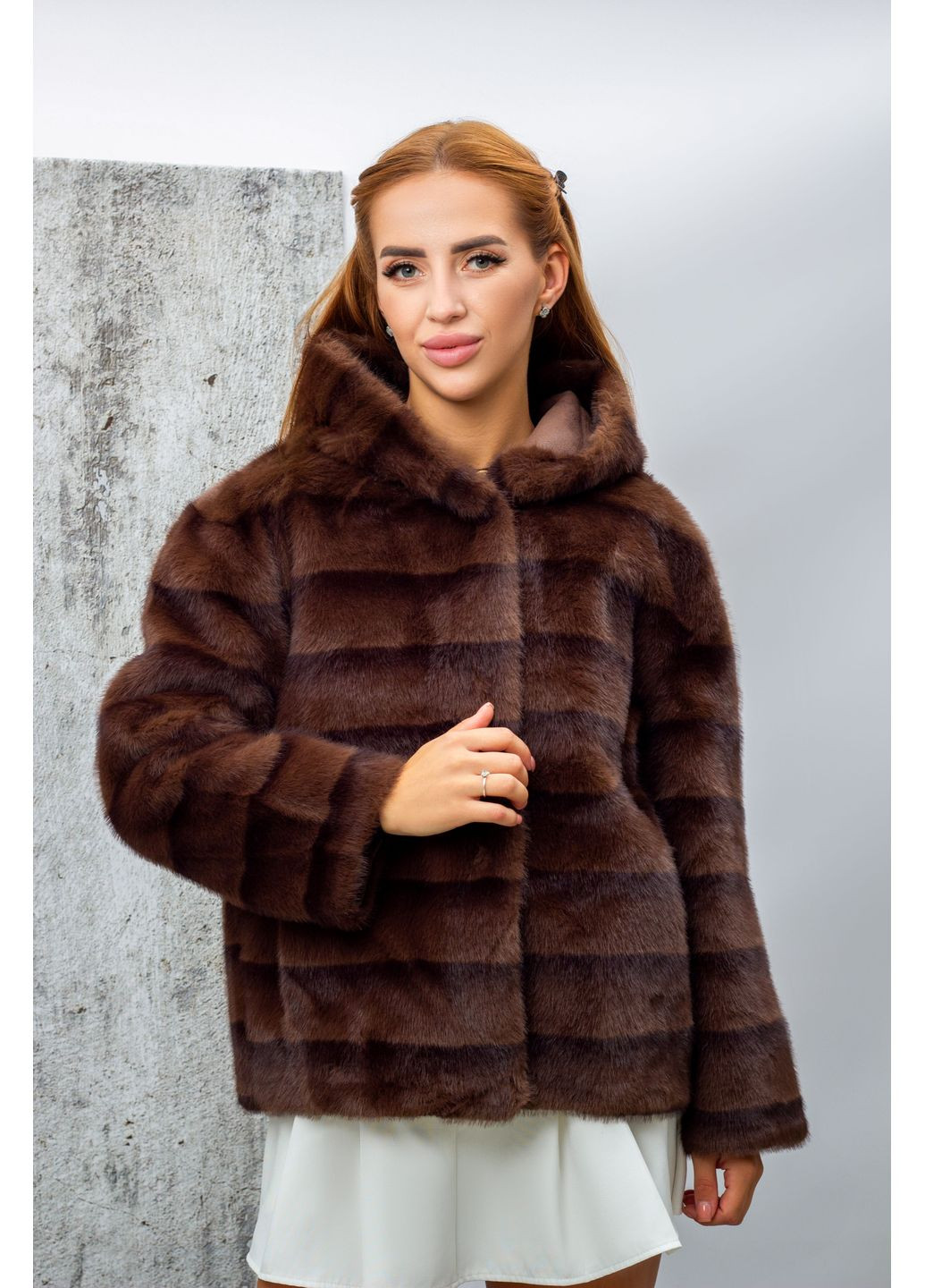 Коричневая зимняя шуба женская y25-6 коричневая 346532 Fashion