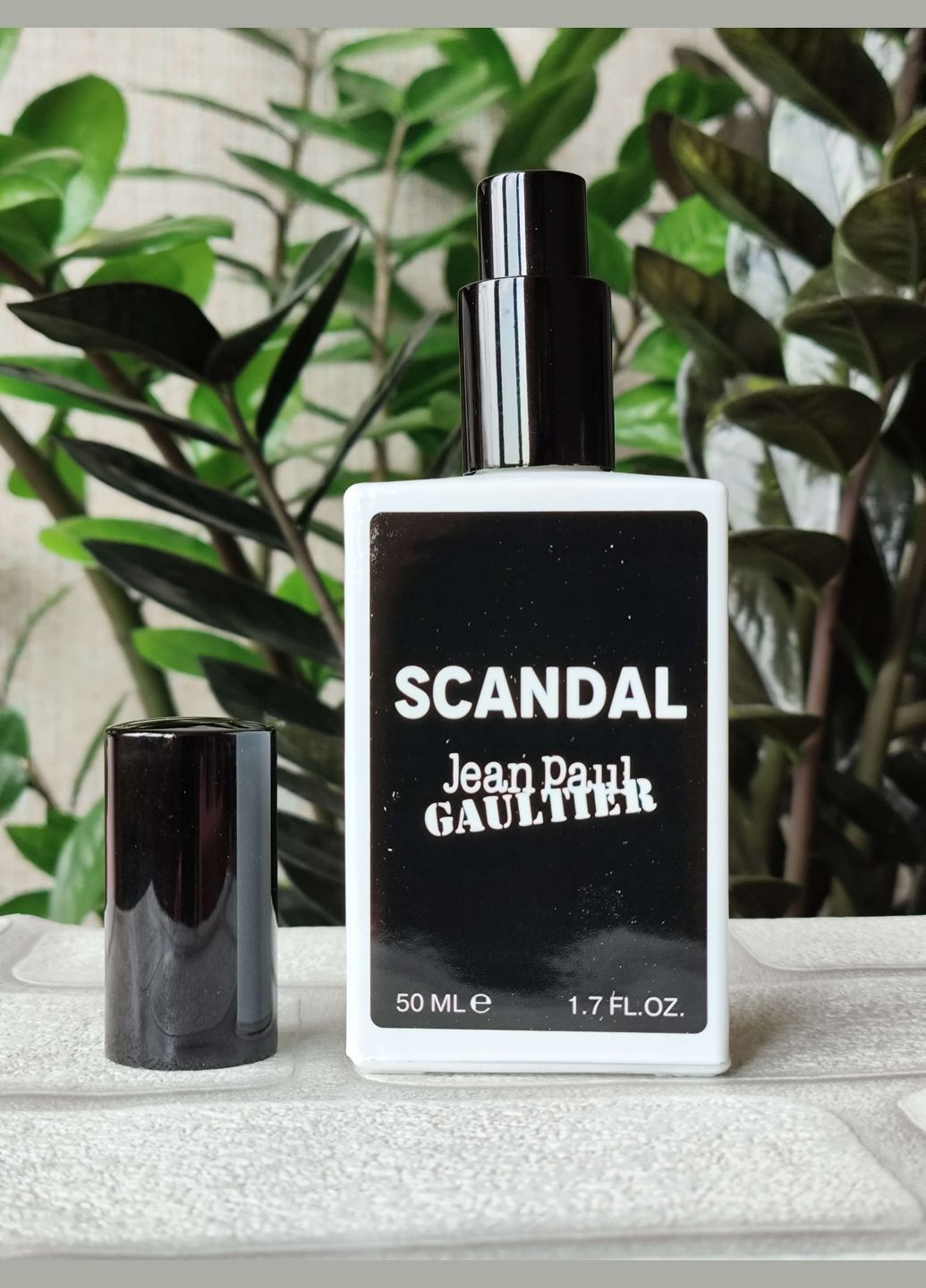 Парфуми жіночі Scandal в подарунковій упаковці (Скандал), 50 мл No Brand (336190126)