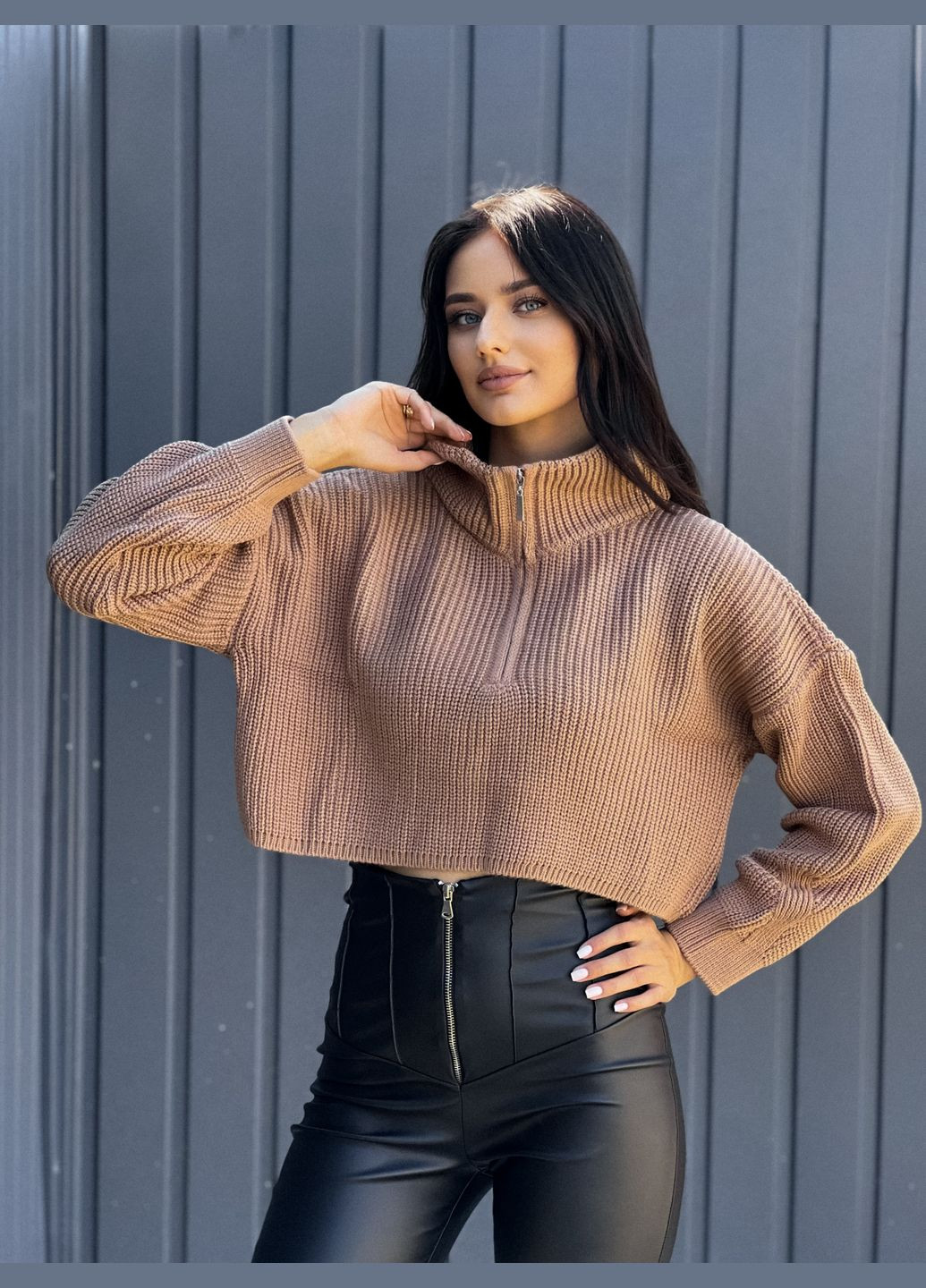 Бежевый демисезонный свитер женский No Brand