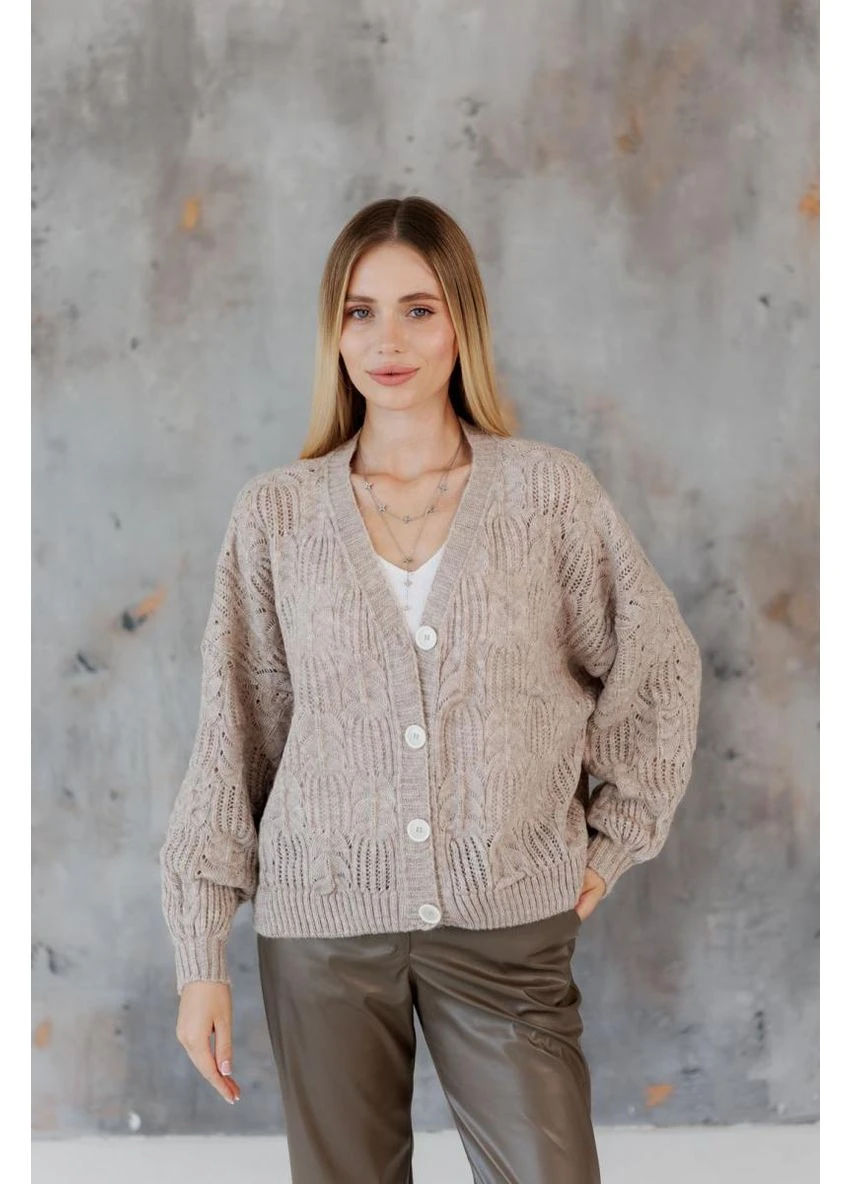 Бежевый демисезонный кардиган Art Knit