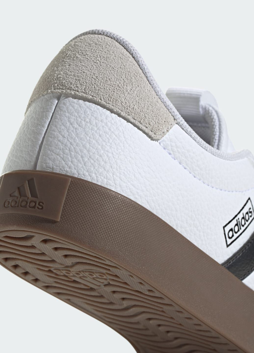 Белые всесезонные кроссовки vl court 3.0 low skateboarding adidas