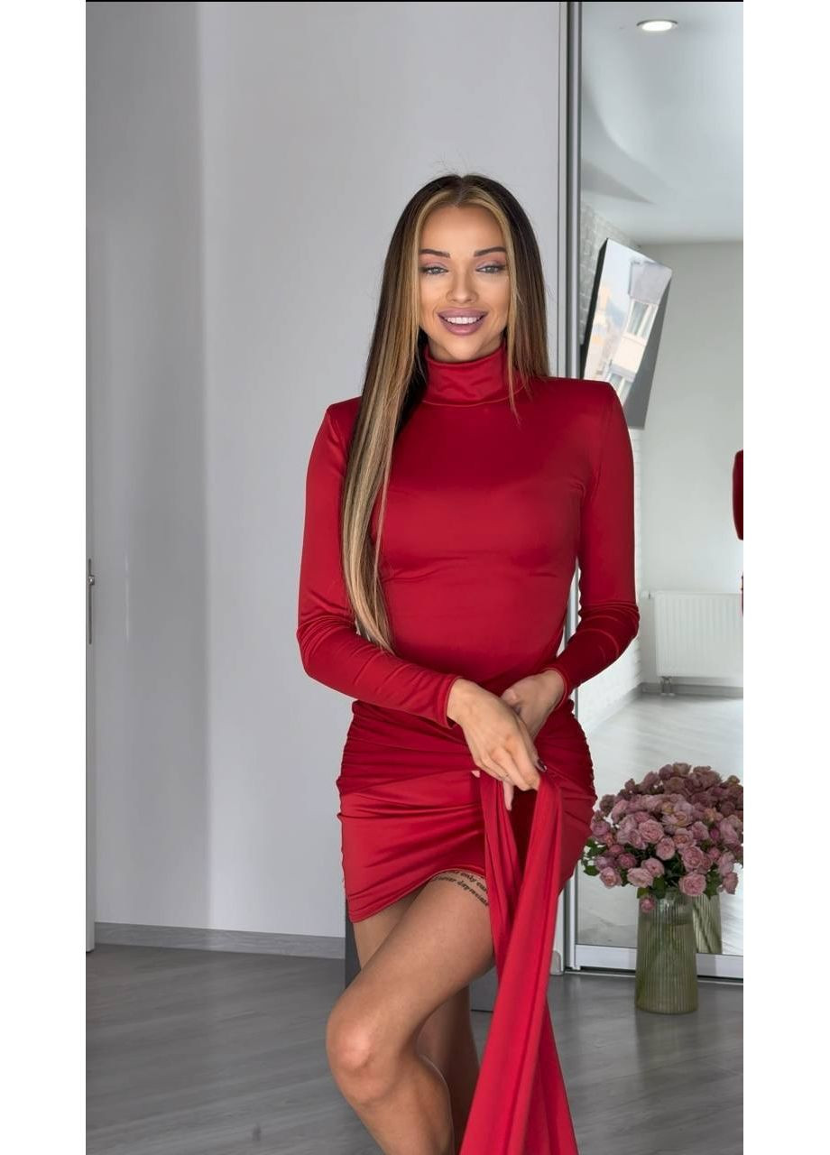 Красное вечернее мини-платье из микродайвинга с подплечниками и шлейфом на поясе – элегантность и стиль в деталях 🥰 (замер в описании) DK/DL Мода без кордонів однотонное