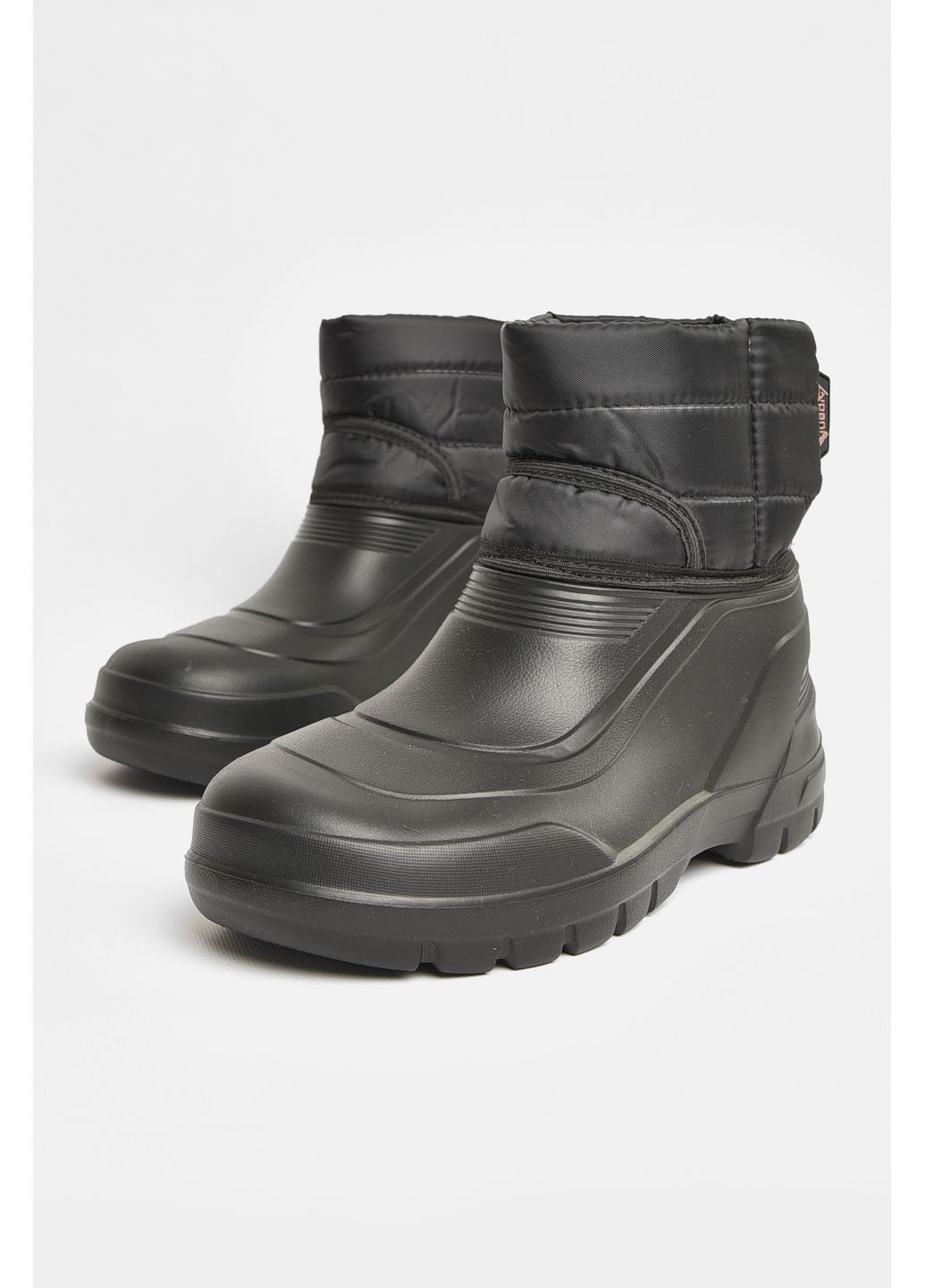 Дутики короткі чоловічі піна на хутрі чорного кольору Let's Shop (362626980)