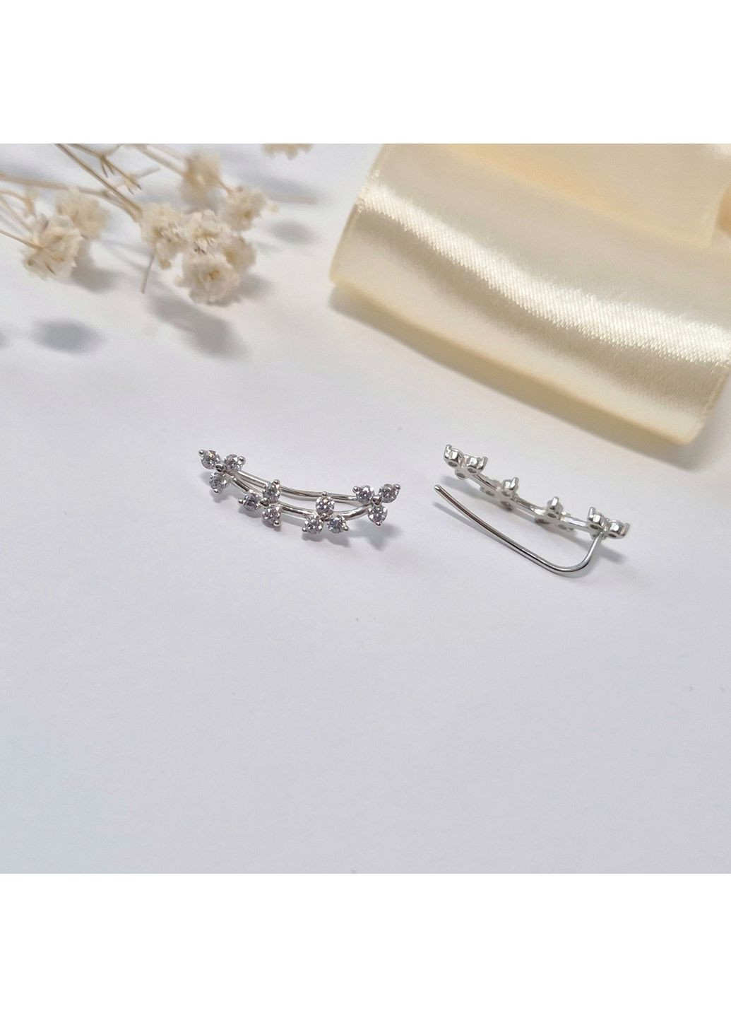 Срібні сережки каффи Гілочка з камнями срібло 925 проби Родоване лк0439р 1.57г Nobrand (364653511)