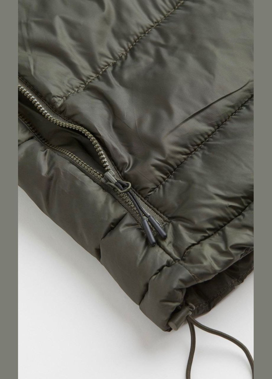 Зеленая демисезонная куртка H&M