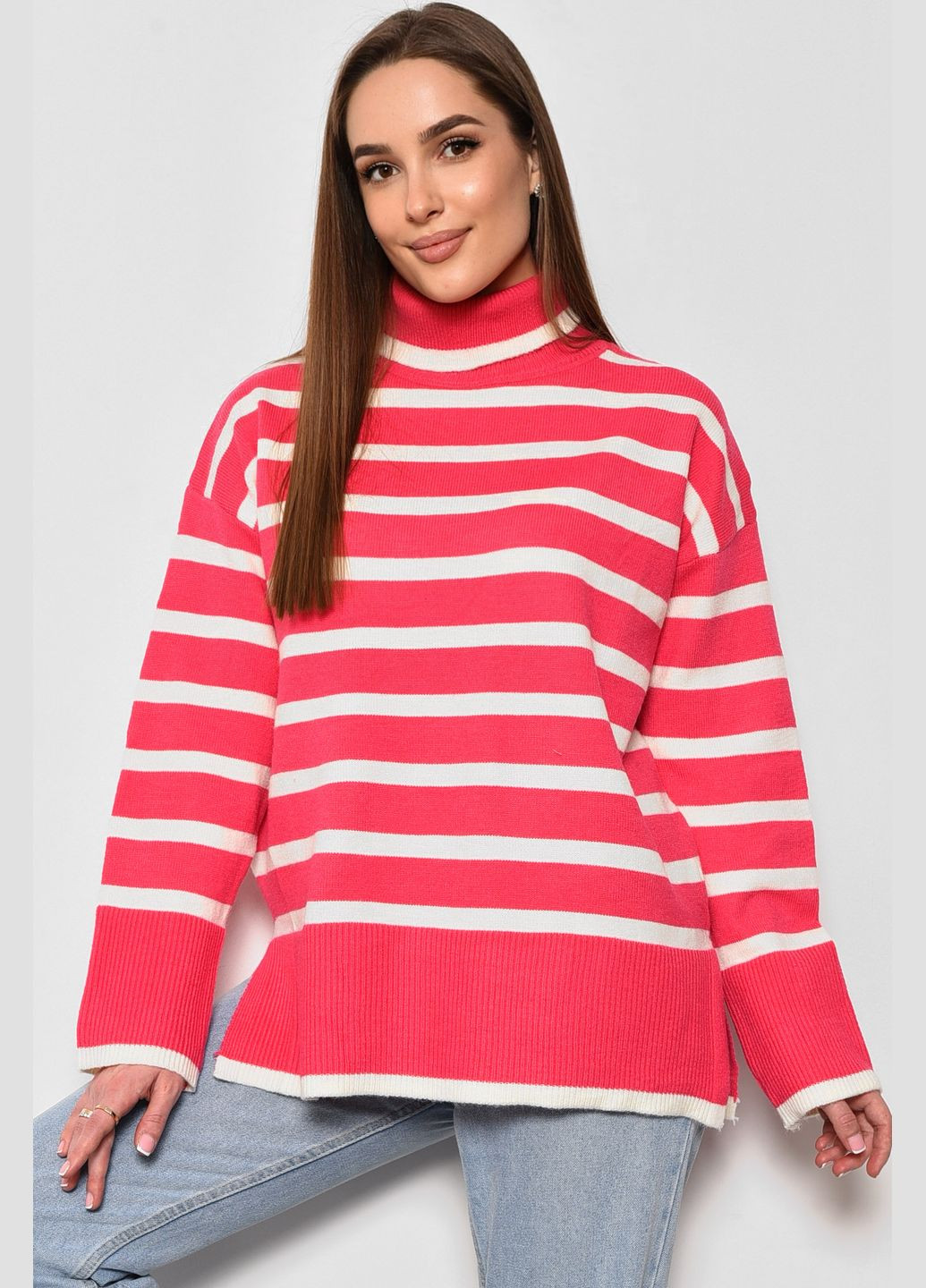 Розовый зимний свитер женский полубатальный в полоску розово-белого цвета пуловер Let's Shop