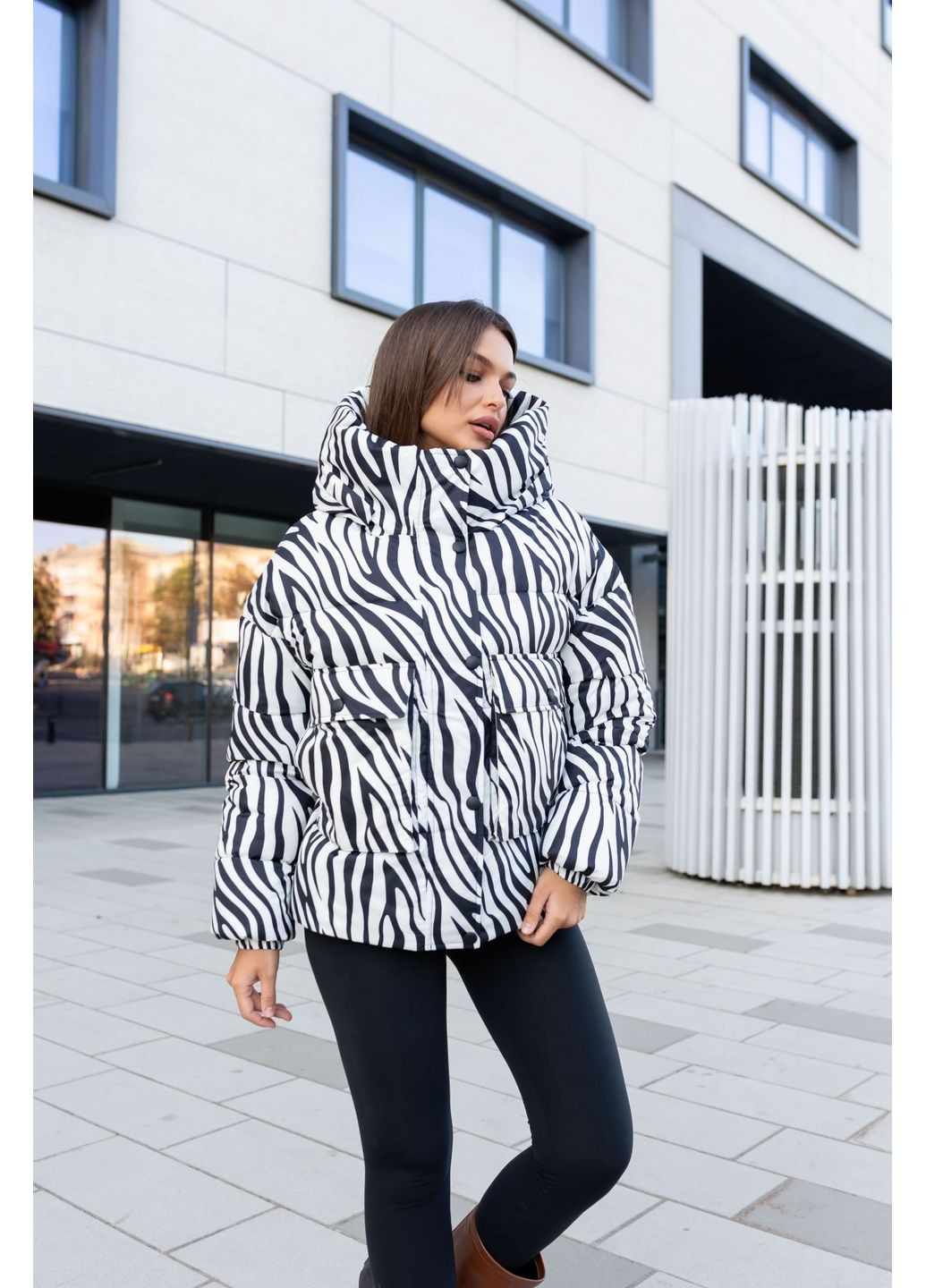 Черно-белый зимний Пуховик Geran