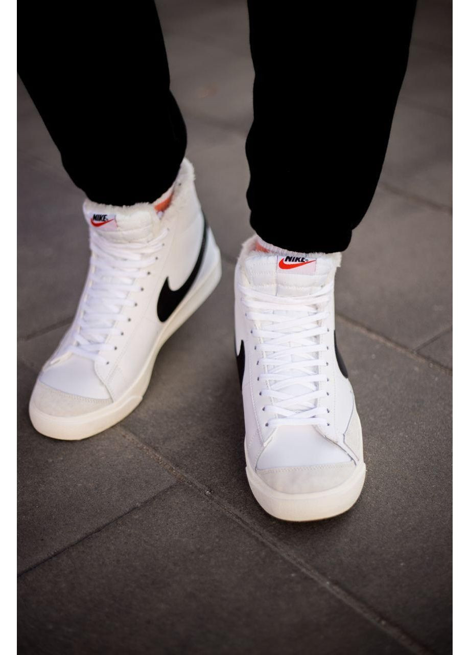 КРОСІВКИ ЖІНОЧІ NIKE BLAZER MID 77 WHITE BLACK НАЙК БЛЕЙЗЕР No Brand чорні зими (368855998)
