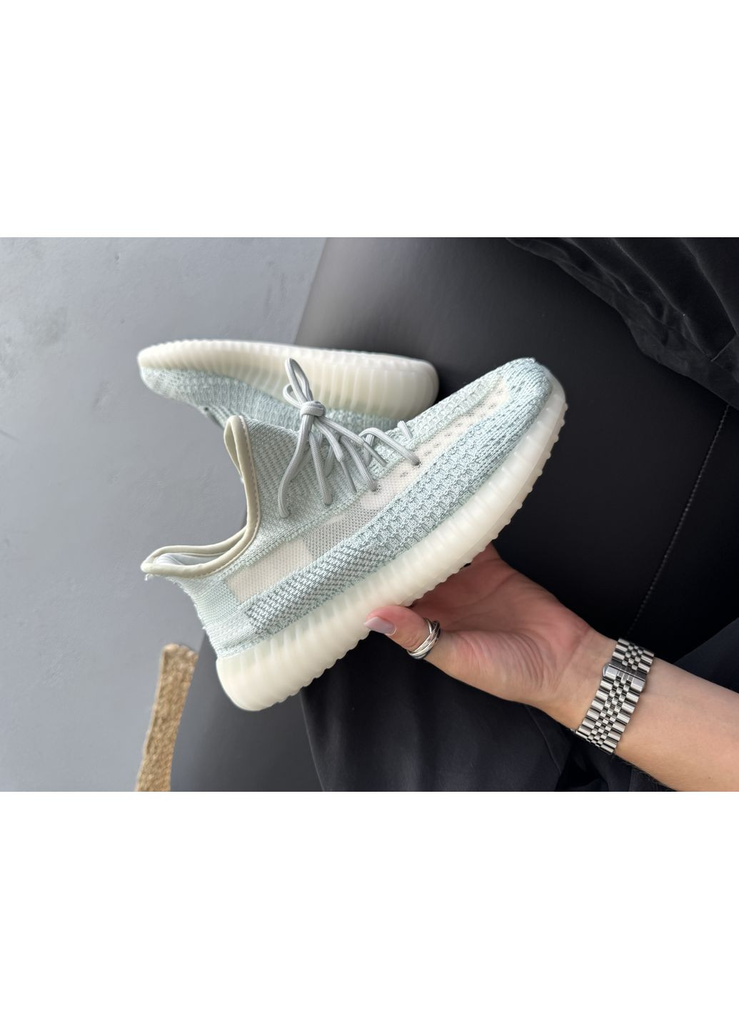 Белые демисезонные кроссовки мужские adidas yeezy v2, cloud white адидас изи буст No Brand