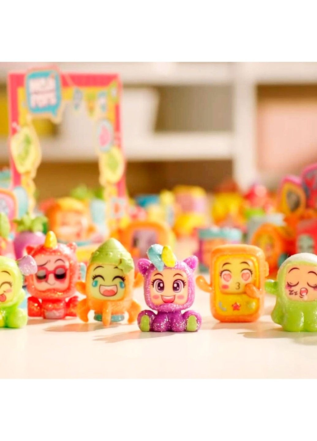 Набір фігурок S2 – Сяючий Сюрприз (8 фігурок) Moji Pops (324110027)
