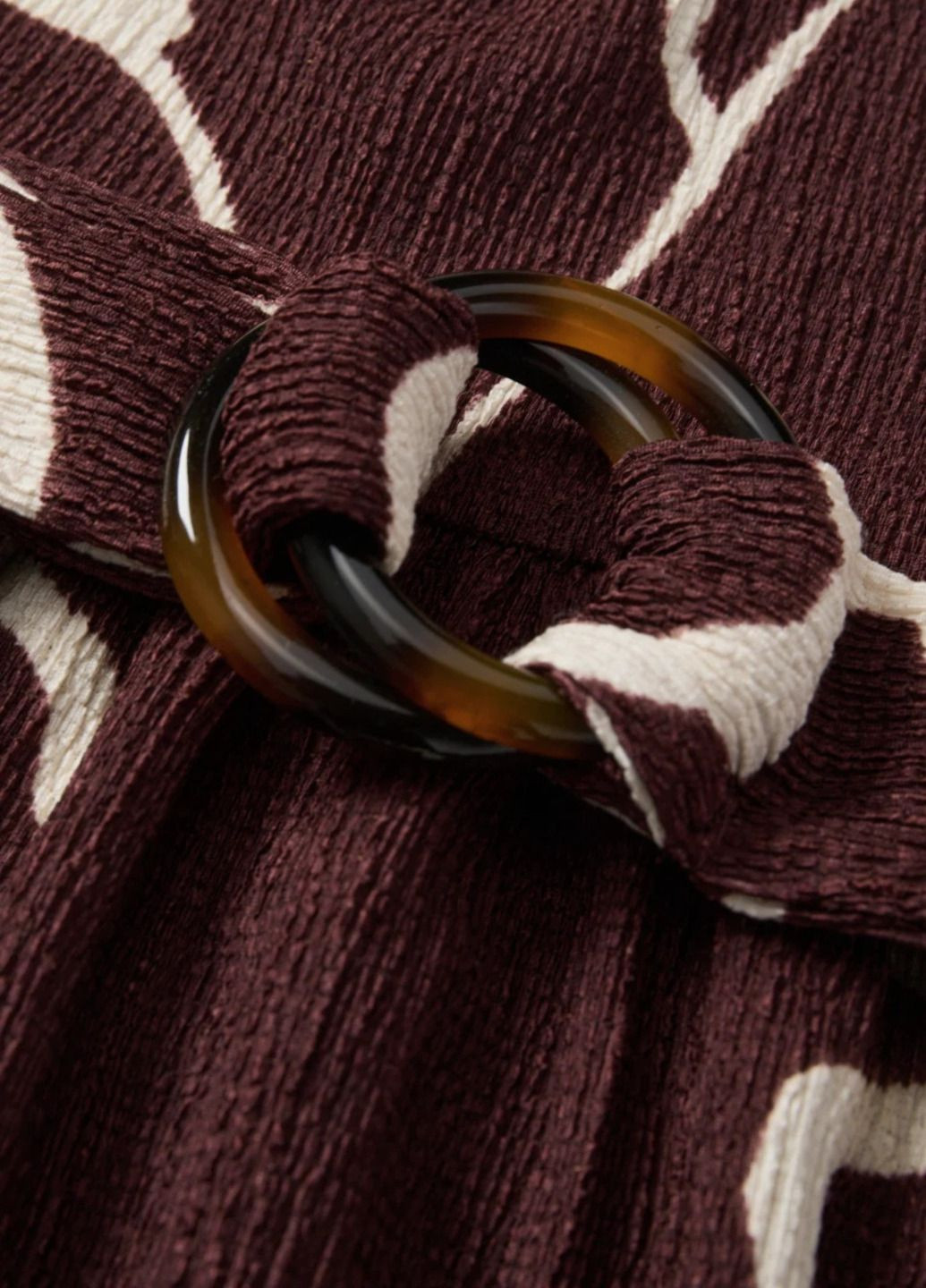 Бордовое платье C&A с цветочным принтом