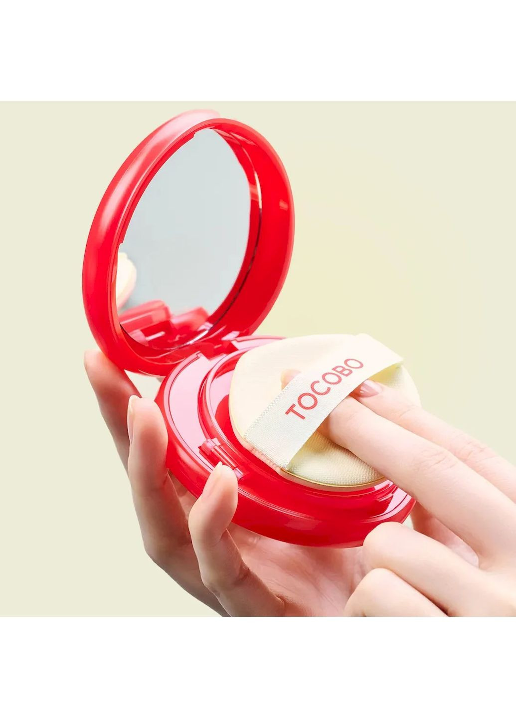 Сияющий тональный кушон APPLE DEWY FIT CUSHION 23 Honey медово-бежевый 15 г TOCOBO (337695761)