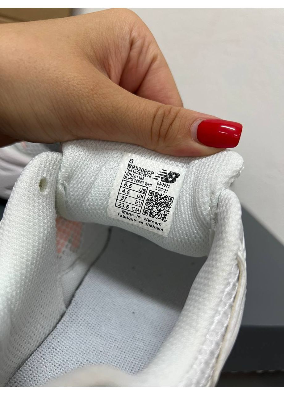 Білі літні кросівки 530 pink New Balance