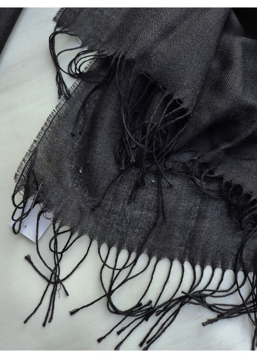 Шарф-палантин жіночий однотонний з китицями 188х73 см Без бренду No Brand (361109217)