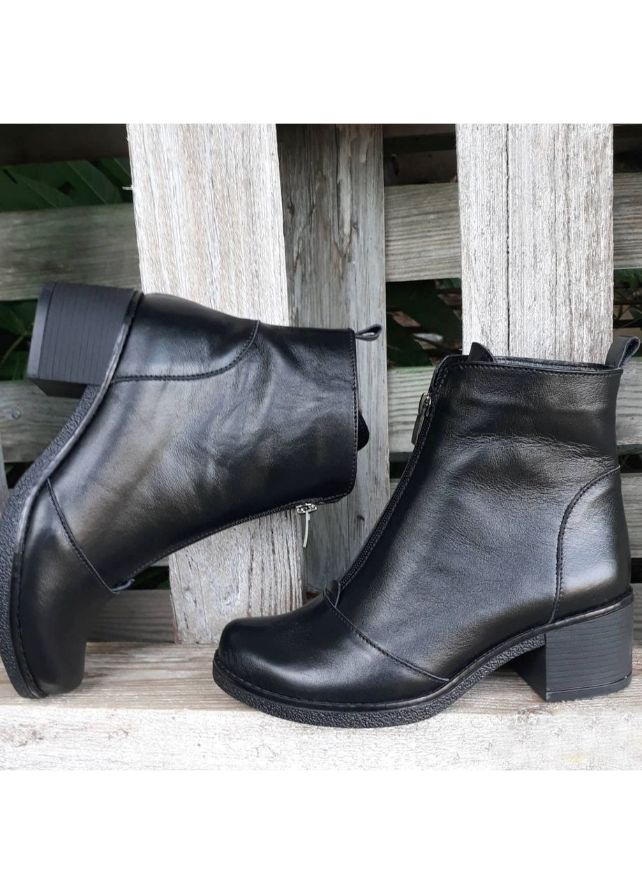 Зимние зимние ботильоны на среднем каблуке. размер 41 Fashion