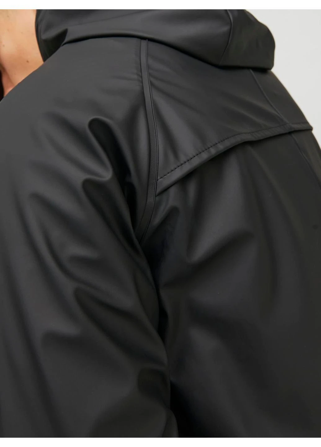 Дождевик,черный,JACK&JONES Jack & Jones (379471544)