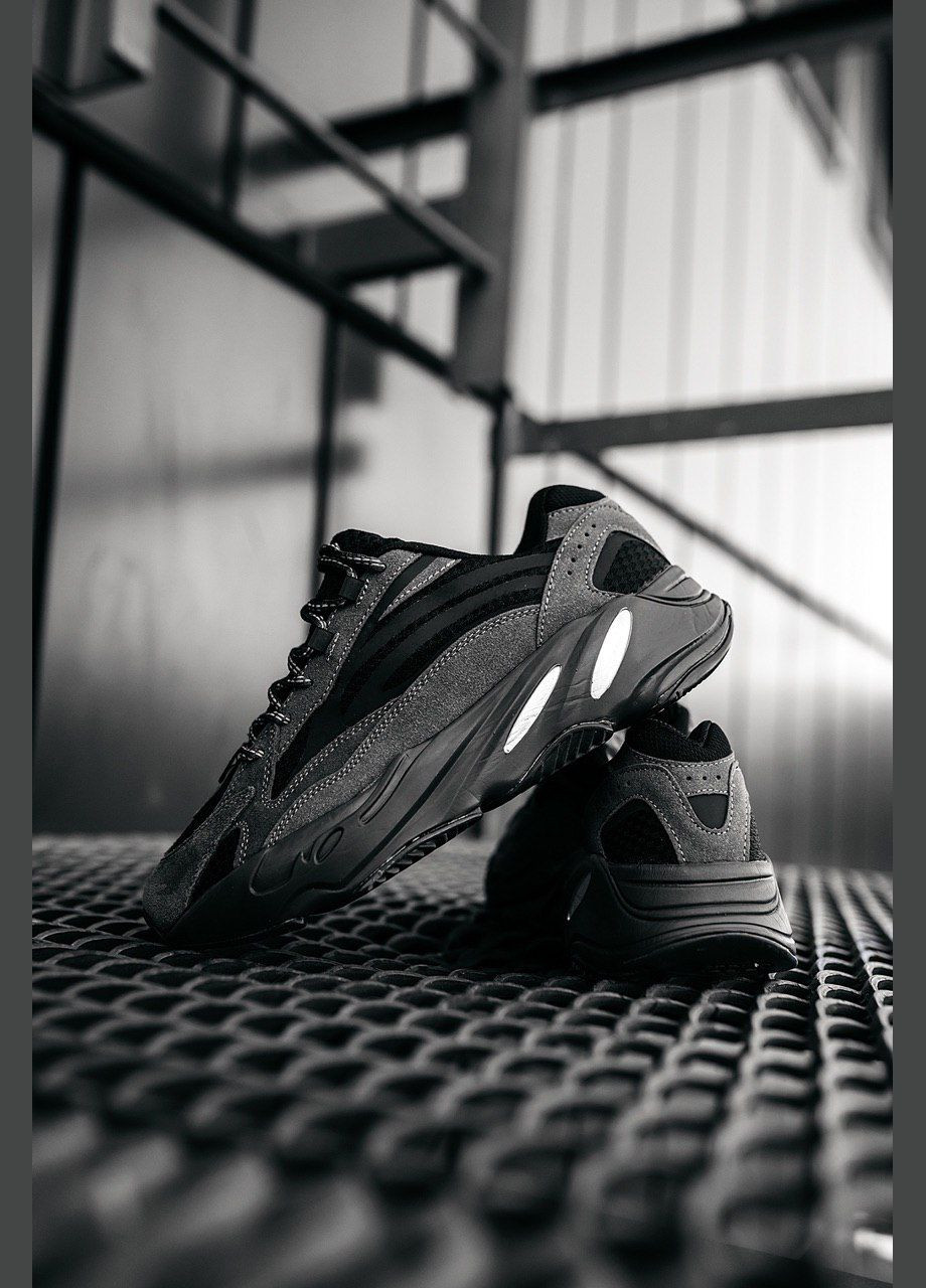 Чорні Осінні кросівки чоловічі, в'єтнам adidas Yeezy Boost 700 v2 Black