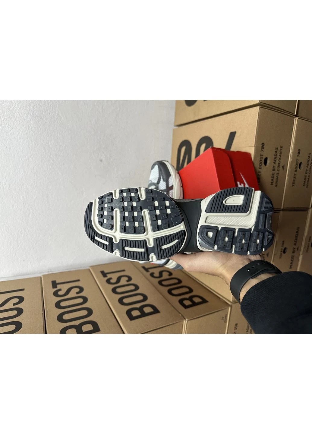 Білі літні кросівки nike runtekk v2k summit white metalic silver найк рантек No Brand