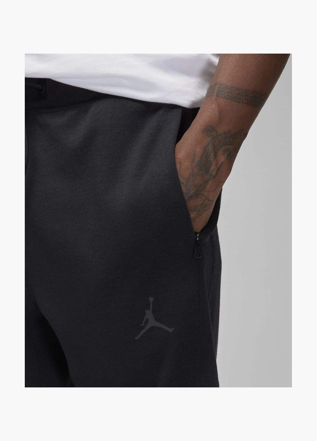 Черные демисезонные брюки Nike