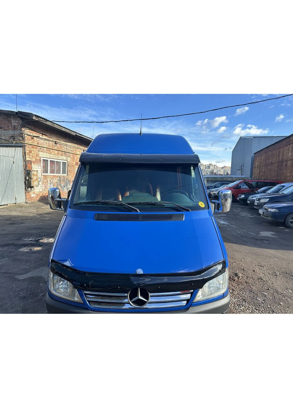Козирьок на лобове скло (чорний глянець, 5мм) для Mercedes Sprinter W901/902/903/904/905 1995-2006 рр Digital Designs (392174777)