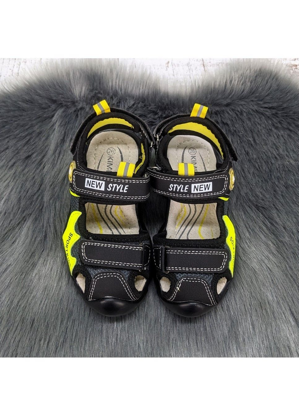 Черные повседневные босоножки детские сандалии для мальчика Kimboo на липучке